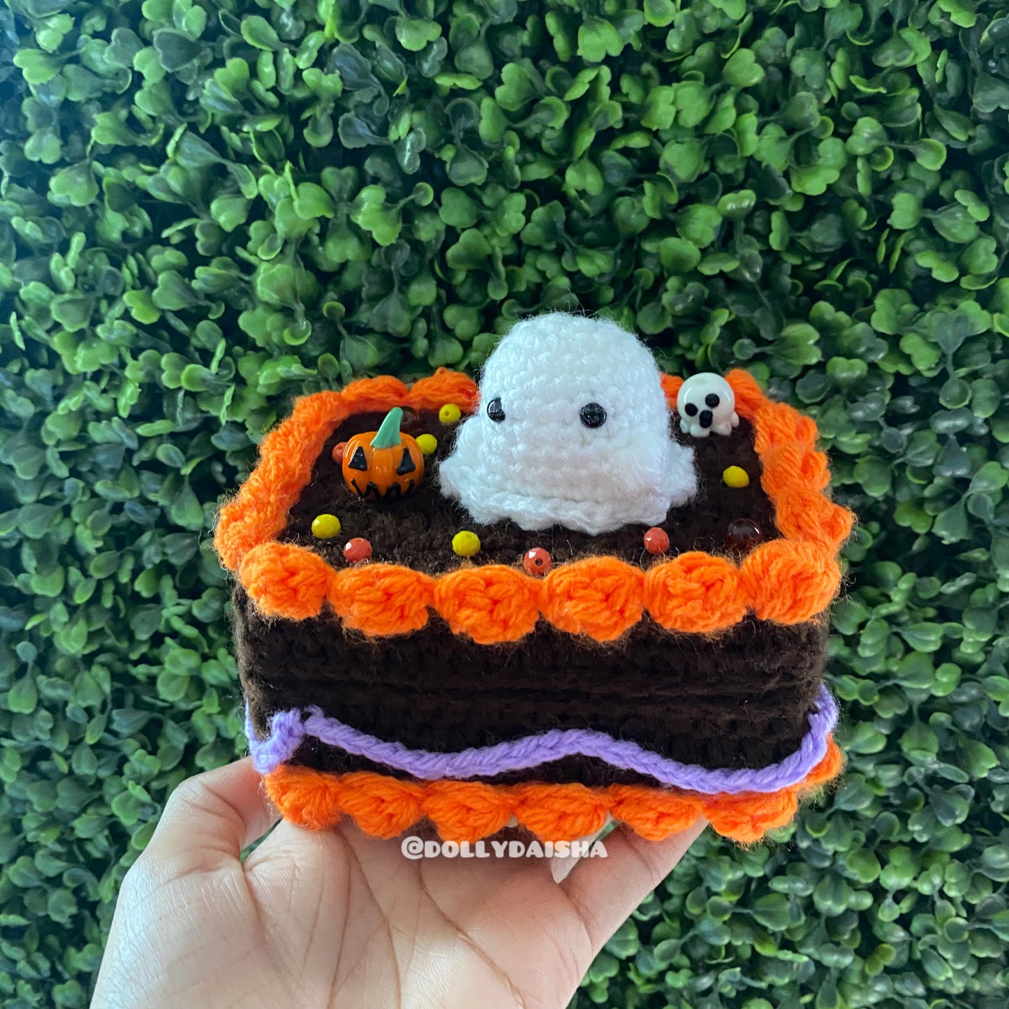 Spooky cake box #2