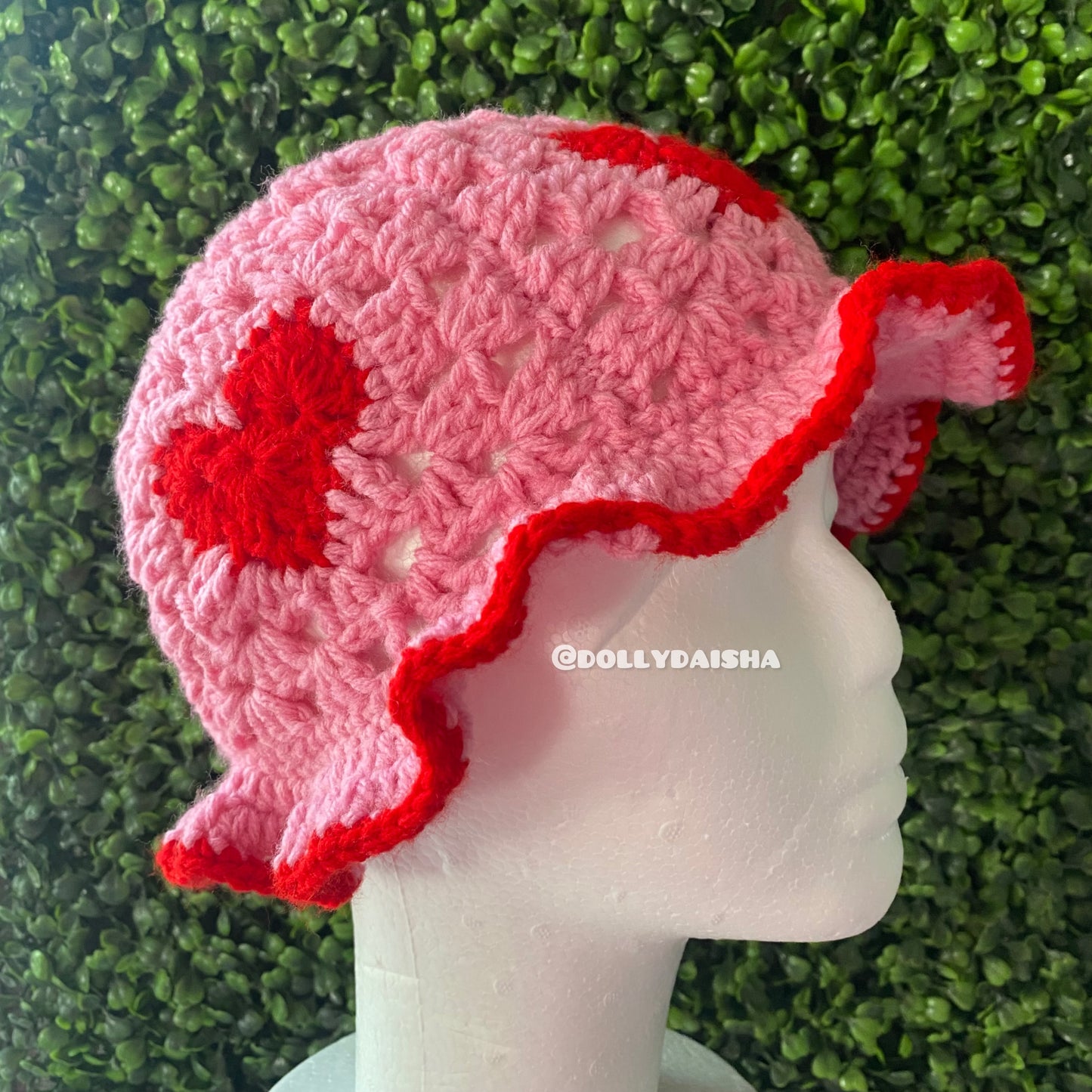 Heart Granny square Bucket Hat